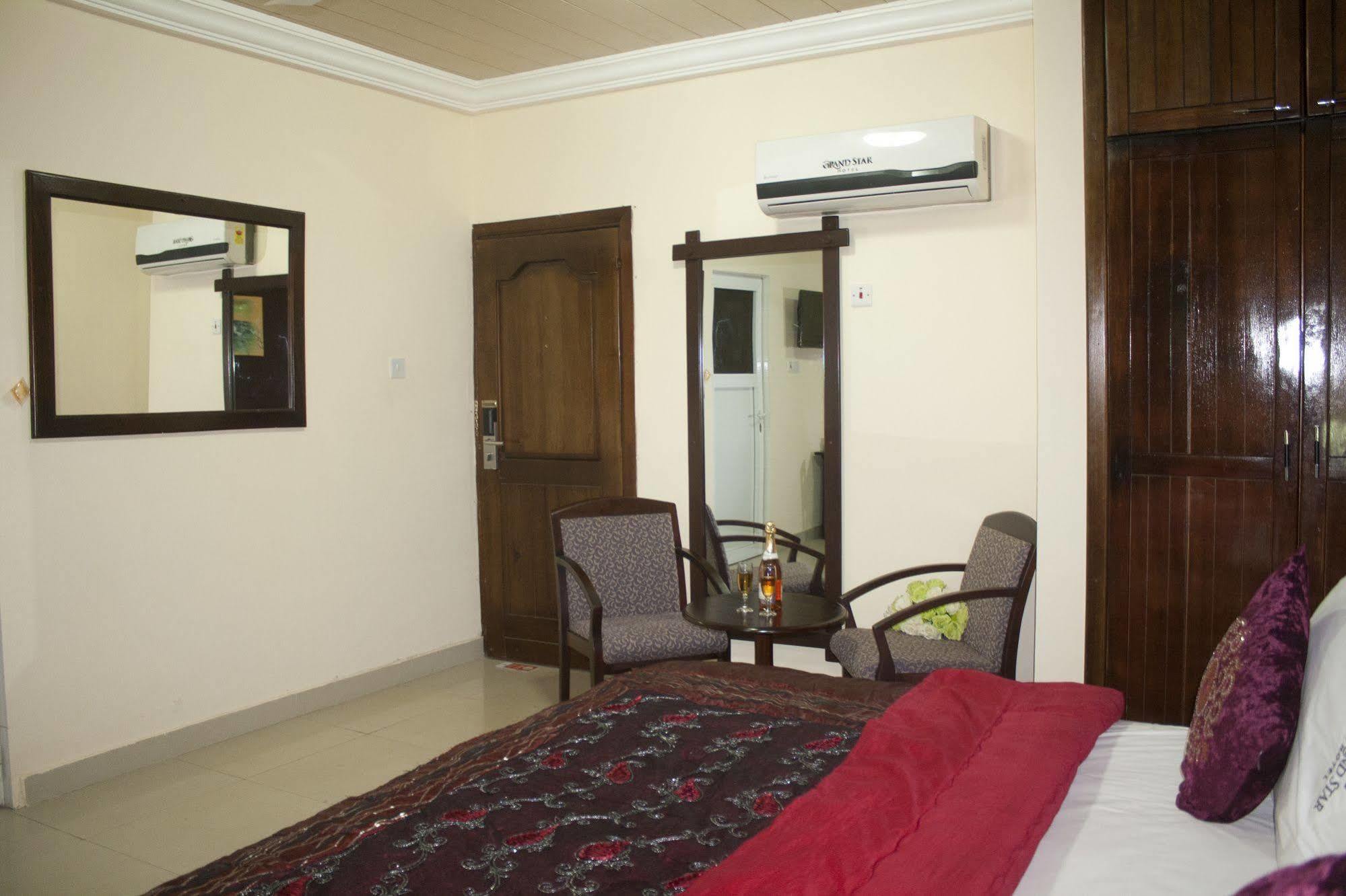 Grand Star Hotel North Legon Εξωτερικό φωτογραφία